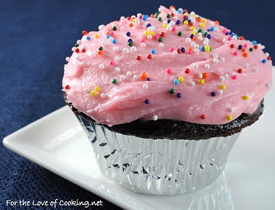 Super Moist Chocolate Cupcakes with Vanilla Buttercream Frosting