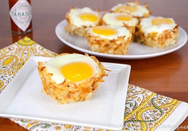 hash brown nests with egg, ham, and sharp cheddar