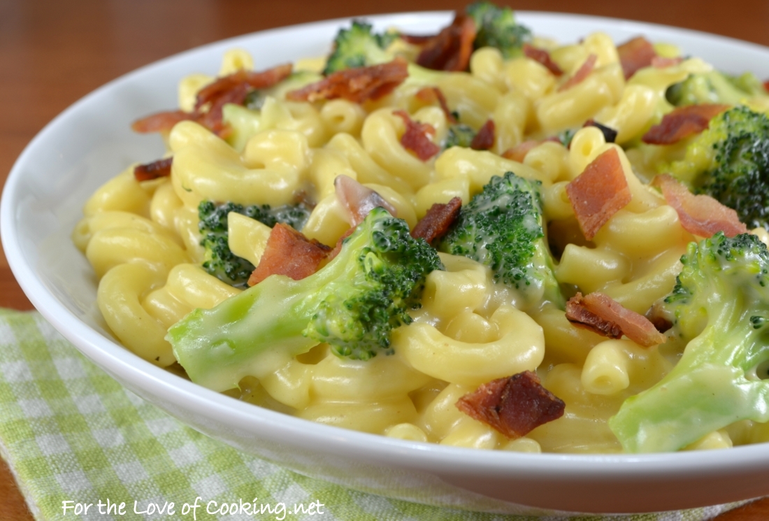 Macaroni and Cheese with Broccoli and Bacon