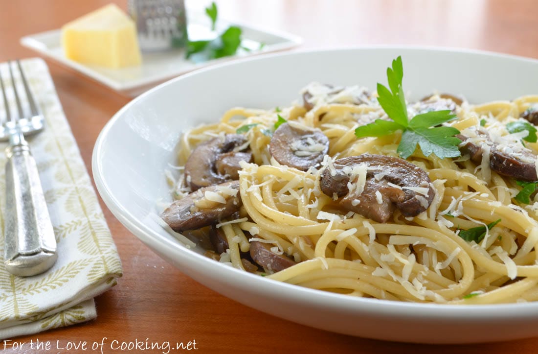 Spaghetti with Garlicky Mushrooms and Parmesan